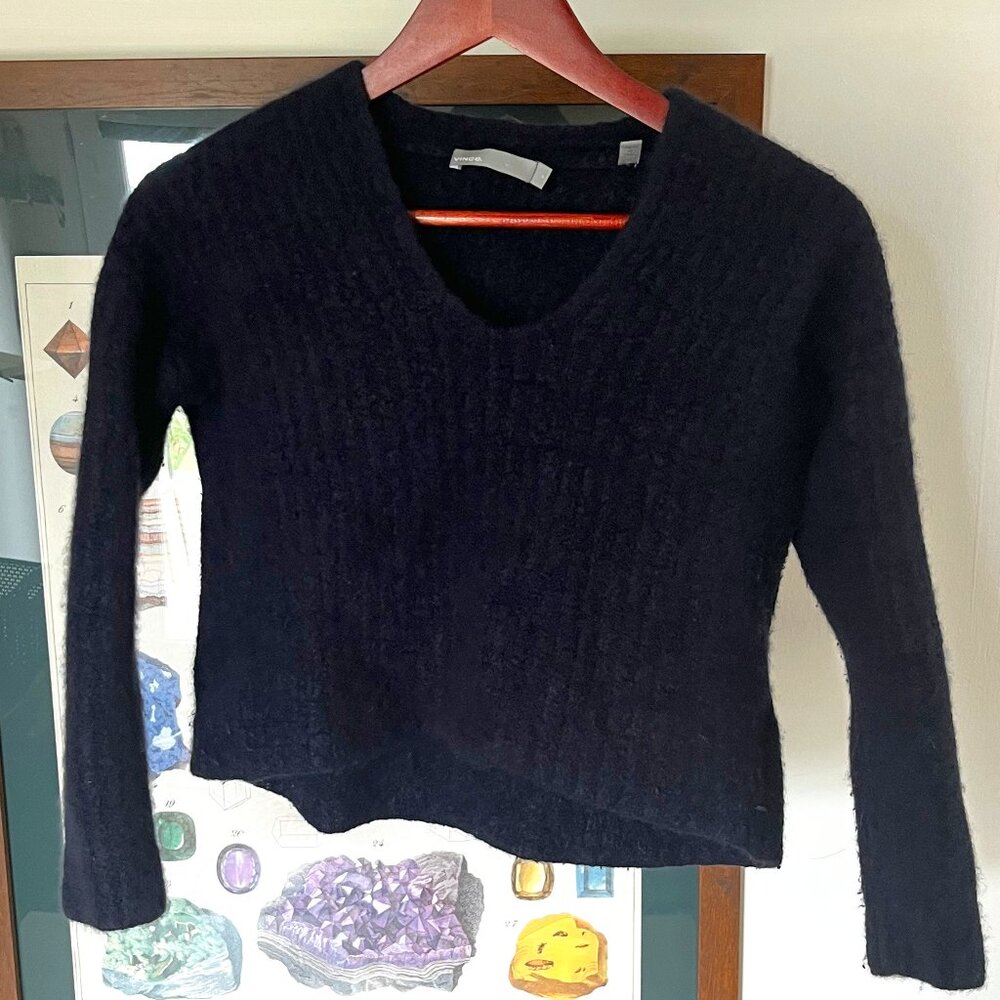 Vince Cashmere Women’s Crop Chunky Sweater Size M Navy Blue